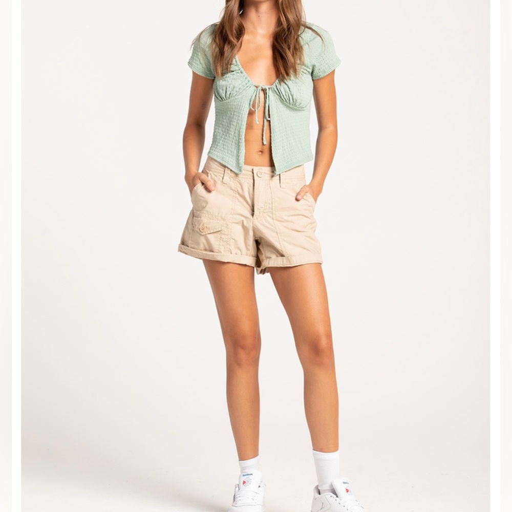Tillys | RSQ Cropped Flyaway Tie-Front Top – NWT | Light Green, Women’s XL